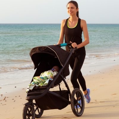 Beautiful,Mom,And,Son,Doing,A,Morning,Jogging,On,The